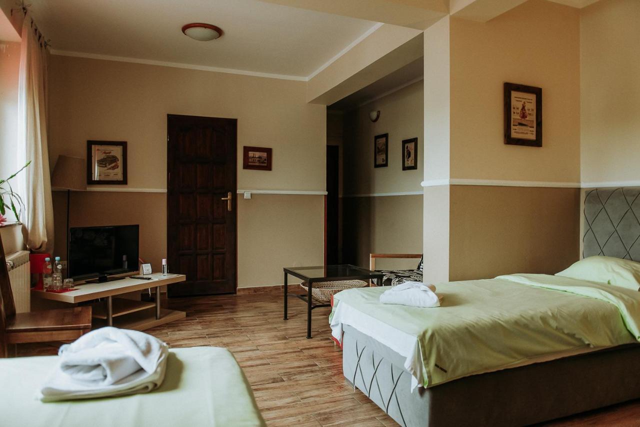 Dos Patos Bed & Breakfast Elk Ngoại thất bức ảnh